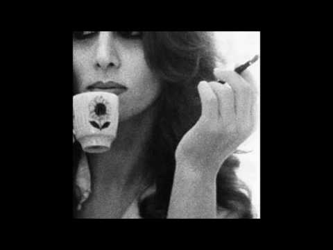 يا مين يديني يديني ميه