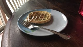 Eating a eggo