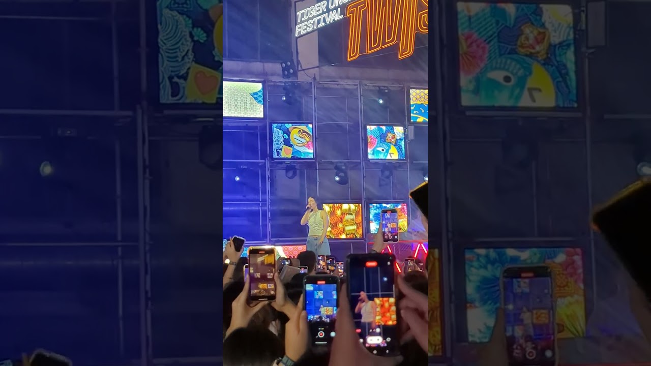 Lee Hi - Breathe live