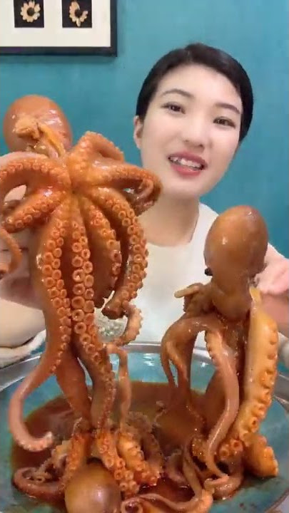 Spicy Seafood Mukbang 🐙 TikTok Chinese ASMR Eating Sounds (Crab,Uni, Octopus, Squid, Sashimi)