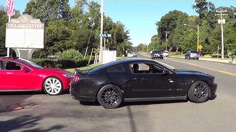 Incredible Supercharged Mustang 5.0 GT DRIFT and fast acceleration