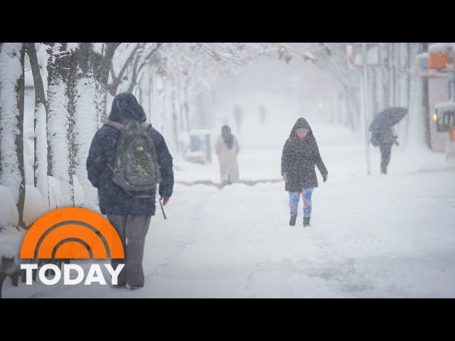 Extreme cold weather blankets parts of Canada 