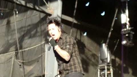 Papa Roach - Getting Away With Murder (live ZooAmp)