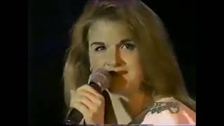 Trisha Yearwood - For Reasons I've Forgotten (live with latin verses)