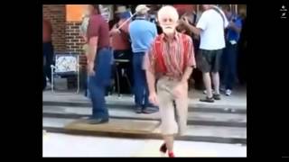 Этот Дед взорвал интернет, своим танцем!!!