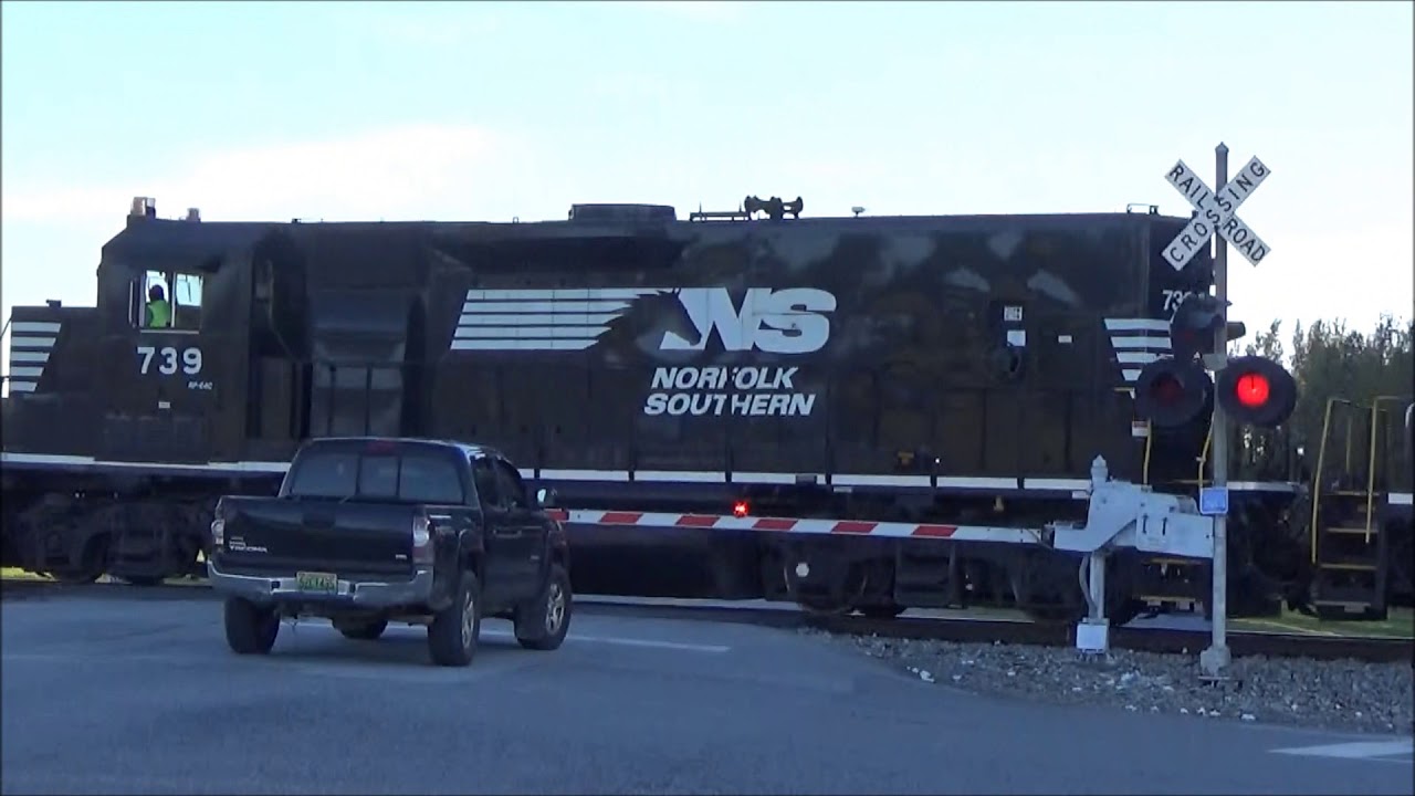 AL 33 Railroad Crossing North Side, Courtland, AL