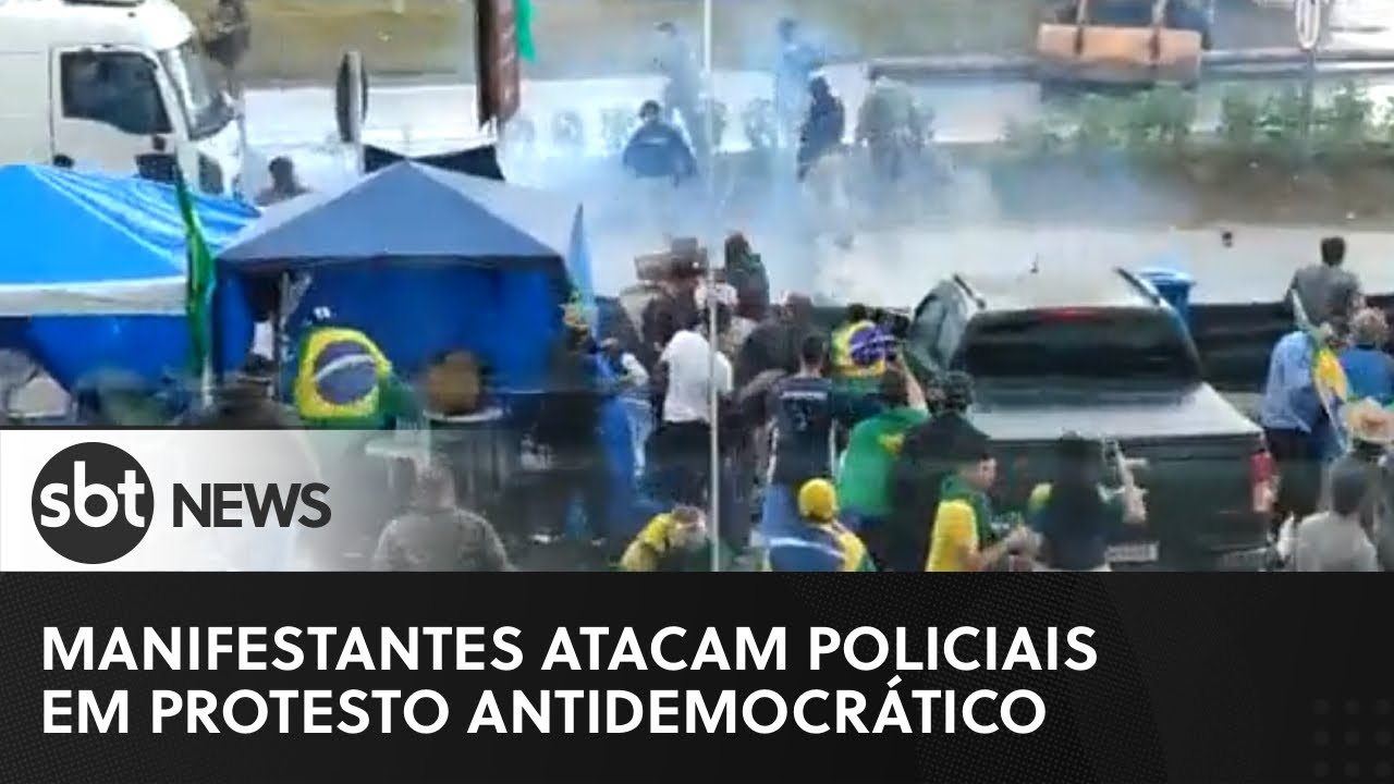 Bolsonaristas atacam policiais com barras de ferro em Santa Catarina