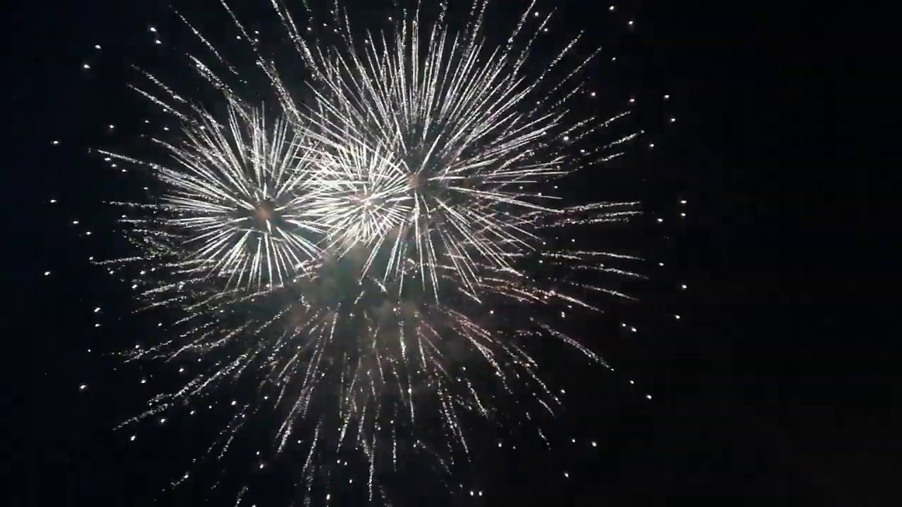 Москва. Домодедово. Салют. - YouTube