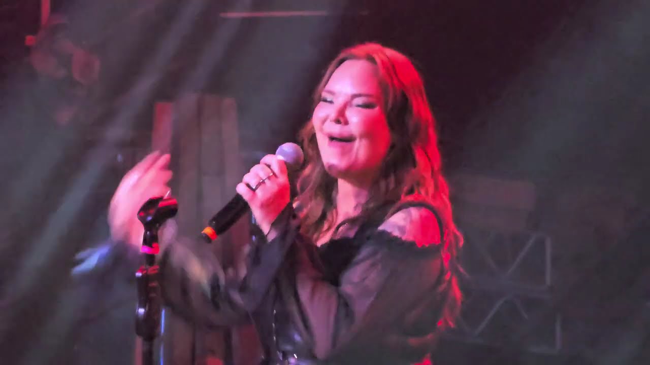 Anette Olzon - Bye Bye Beautiful (Nightwish) - São Paulo SP - 27/09/2025 - Ao Vivo - 09/27/2025 Live