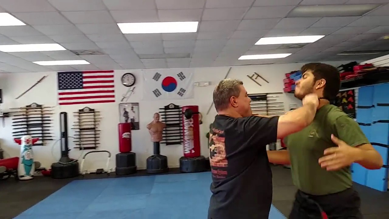 Paracord Garrote bracelet selfdefense YouTube