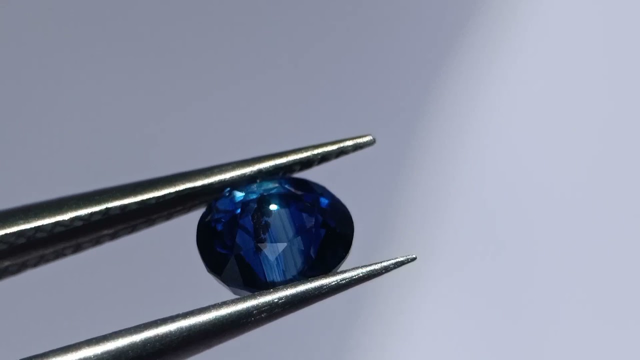Vivid Royal Blue Sapphire Ceylon Natural Unheated 1.13ct