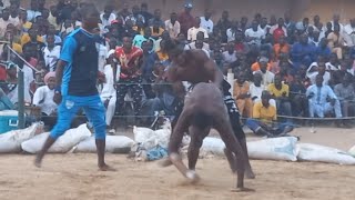 Damben Manu Da Ramadan Ya Zama Fada, Bahagon Kawoji Ya Buge Dan Hausa