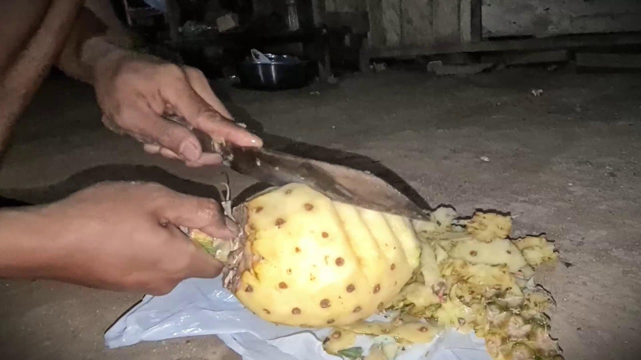 Food Prep Skill: Pineapple Peeling and Trimming Technique _FarmersLife _Shorts