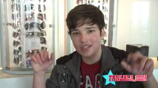 Celebrity Is Nathan Kress Single? Net Worth