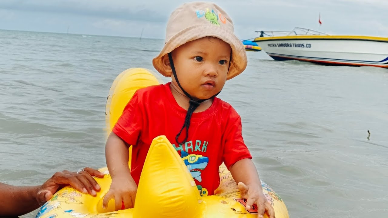 PANTAI LOBUK, Tanjung Bumi. Bersama Mas IBRA. R.A