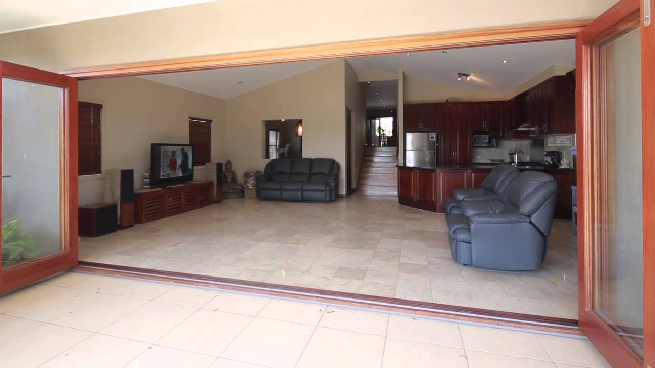 34 Carramara Street, Morningside Queensland