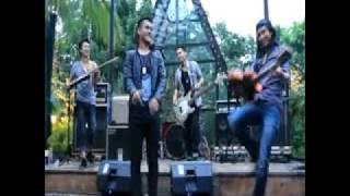 DSOUL feat PIYU PADI 