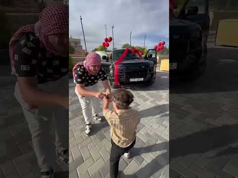 عزات اشترى ل يحيى سيارة جديده يحيى الزعبي   