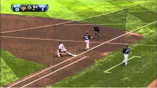 2011/04/05 Uggla's tough double play