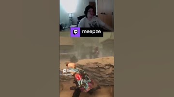 Huntress Hatchet Dodging #dbd #shorts