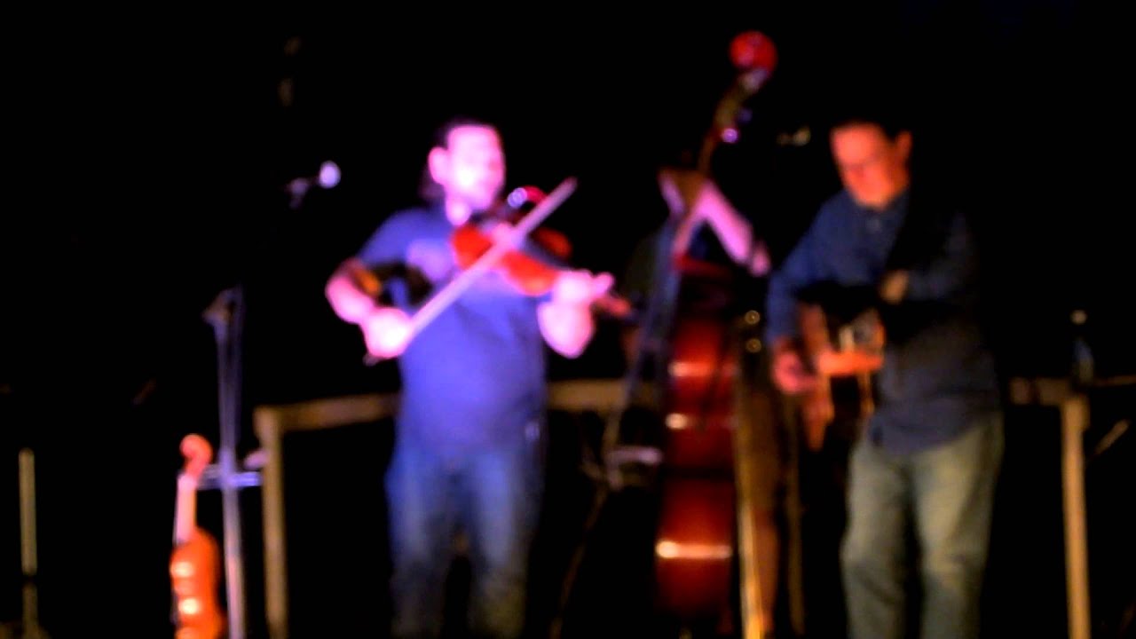 Ver J'ai Fait Une Maitresse - by Dennis Stroughmatt & L'Esprit Creole no YouTube