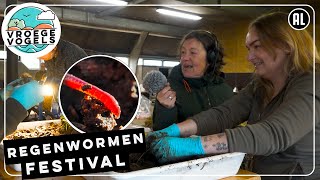 De grond in tijdens het regenwormenfestival | Radio | Vroege Vogels