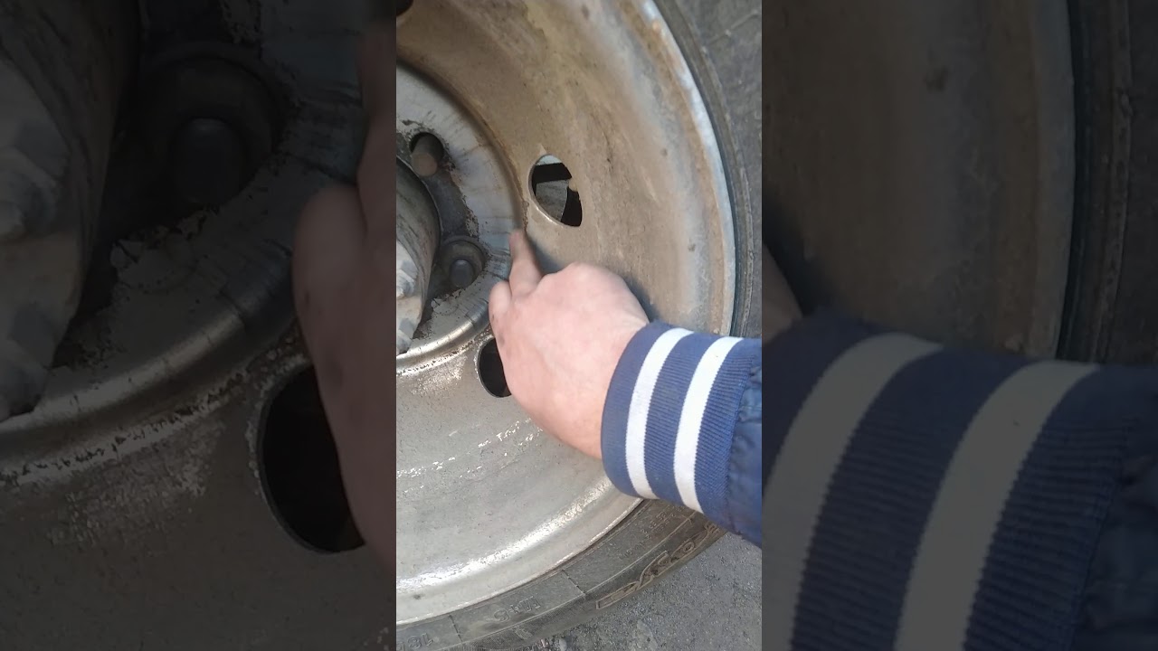 Нива бьют тормоза