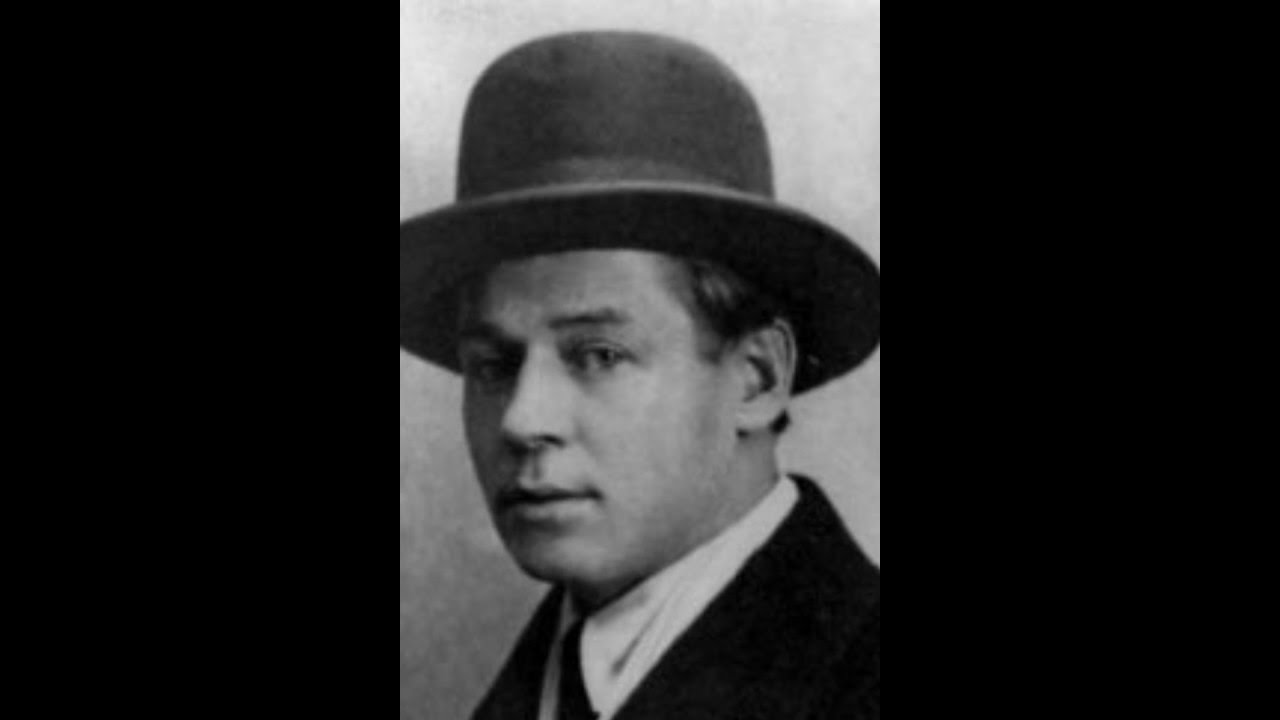 Черный человек - YouTube