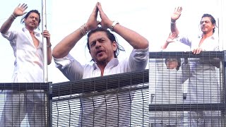 Shah Rukh Khan Greets Fans From Mannat’s Balcony On Eid, Son AbRam Joins Him