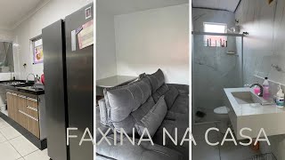 ARRUMANDO A CASA: faxina geral, lavando banheiro e lavando roupas