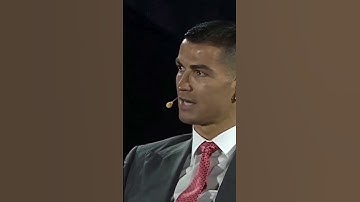 لحظه باورنکردنی: رونالدو سوره عنکبوت را تلاوت می کند!# شورت #cr7 #cristianoronaldo #viralvideo