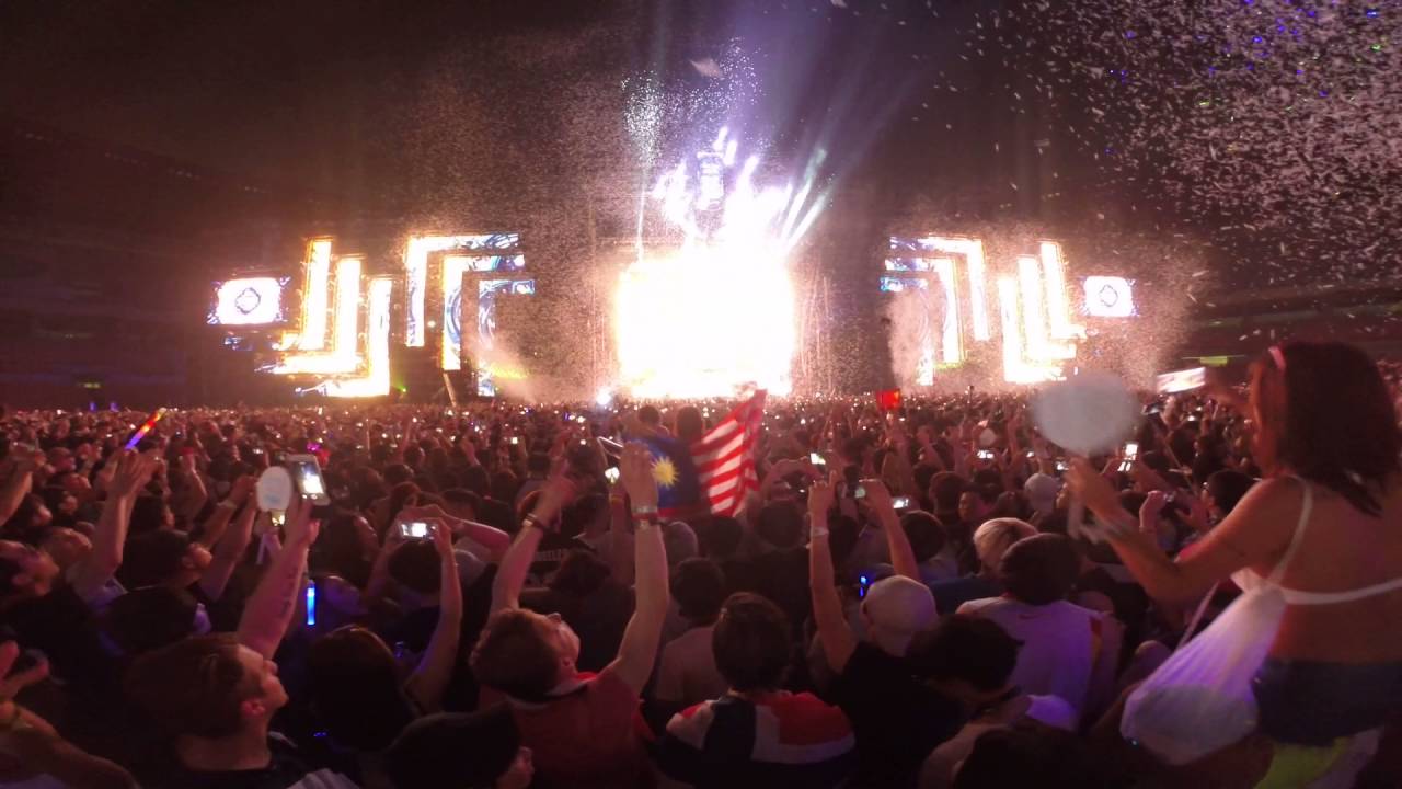 Avicii - Wake Me Up @ Ultra Music Festival Korea 2016 ...