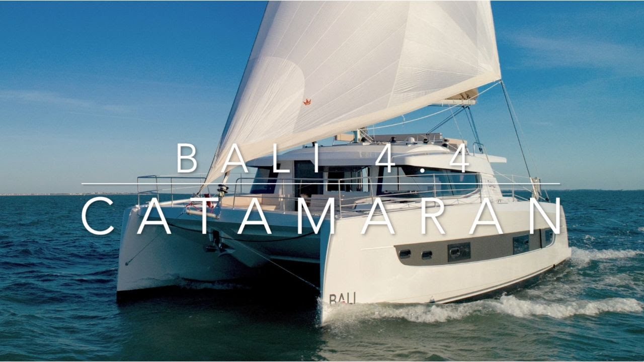 Bali 4.4 Catamaran Tour