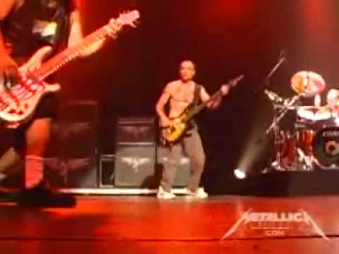 Metallica - Fight Wire With Fire w/ Flea (Los Angeles 2008)