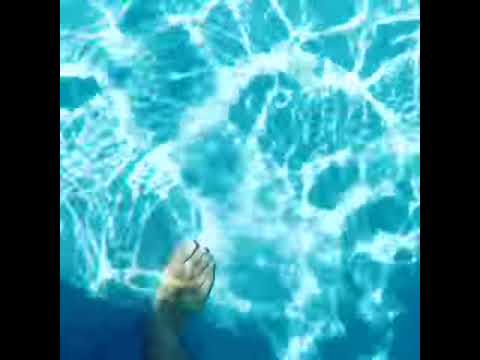 მსოფლიოს ყველაზე საშიში საცურაო აუზი - გზატკეცილიდან 152 მეტრის სიმაღლეზე