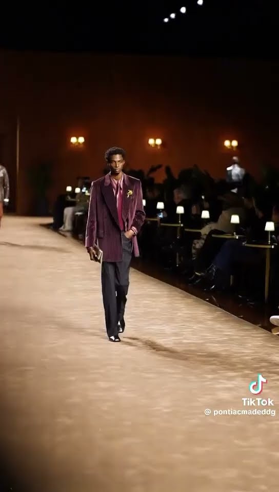 PARIS FASHION WEEK #hoodnews #ddg #parisfashionweek #paris #fashion #trending #viralvideo #style #we