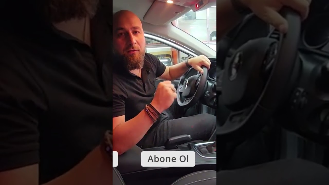 Elon Musk bile şaşırdı. Megane 4 Tesla Ekran