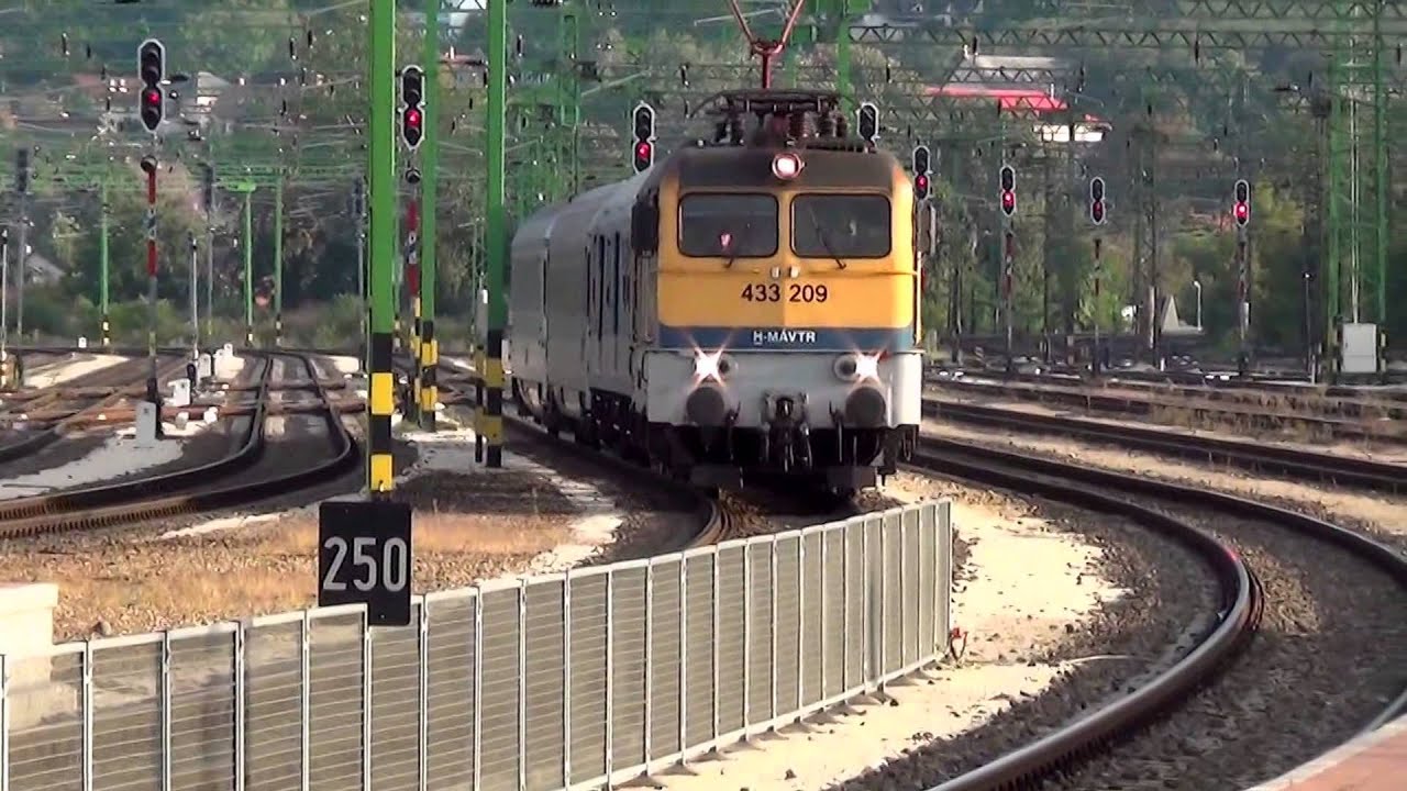 Budapest Kelenföld: Slovenske Železnice InterCity Citadella is arriving from Maribor