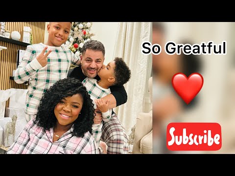 “Real Life Christmas | Mom & Family Vlog” 🎁