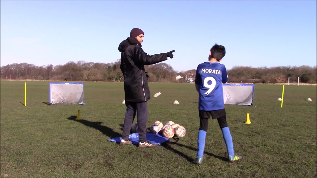COACH VS PLAYERS SHOOTING CHALLENGE (Day 1) One to One Football