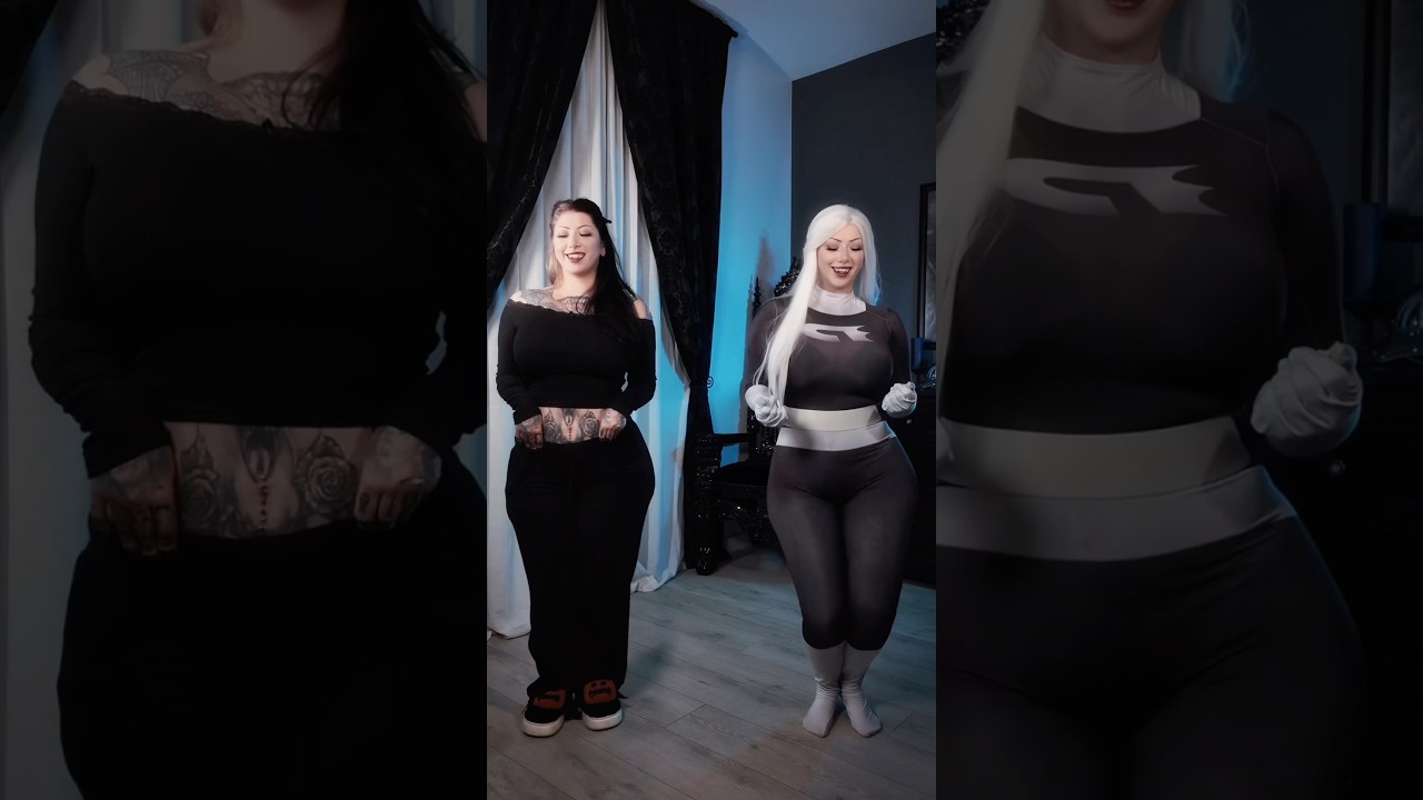 If only changing into cosplay was that easy😅👻 #cosplay #dannyphantom