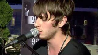 FOSTER THE PEOPLE " WASTE " live at the 987 Penthouse chords