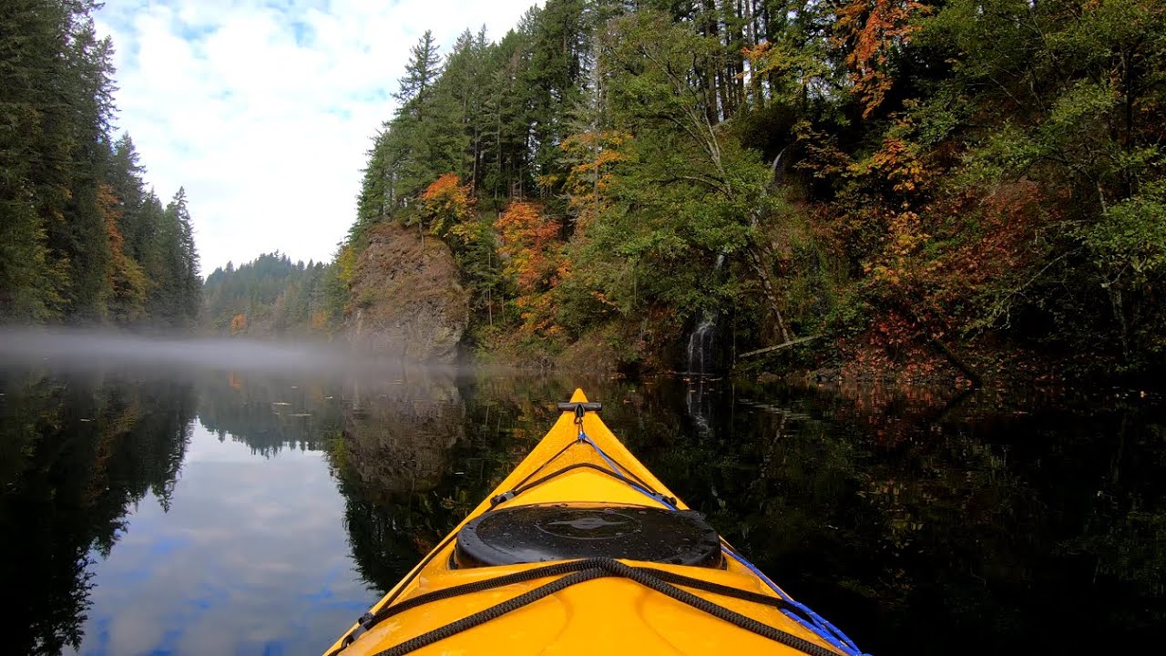 Fall Kayaking Estacada Lake, Oregon YouTube