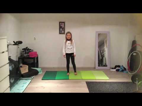 Sving benene rundt og bro rulle : ) youtube Altan trægulv