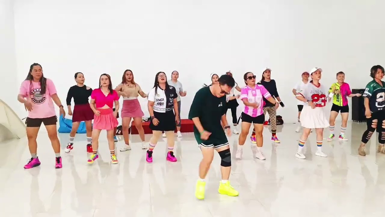 SEPERTI MATI LAMPU||ZUMBA||FIT AND FUN.....