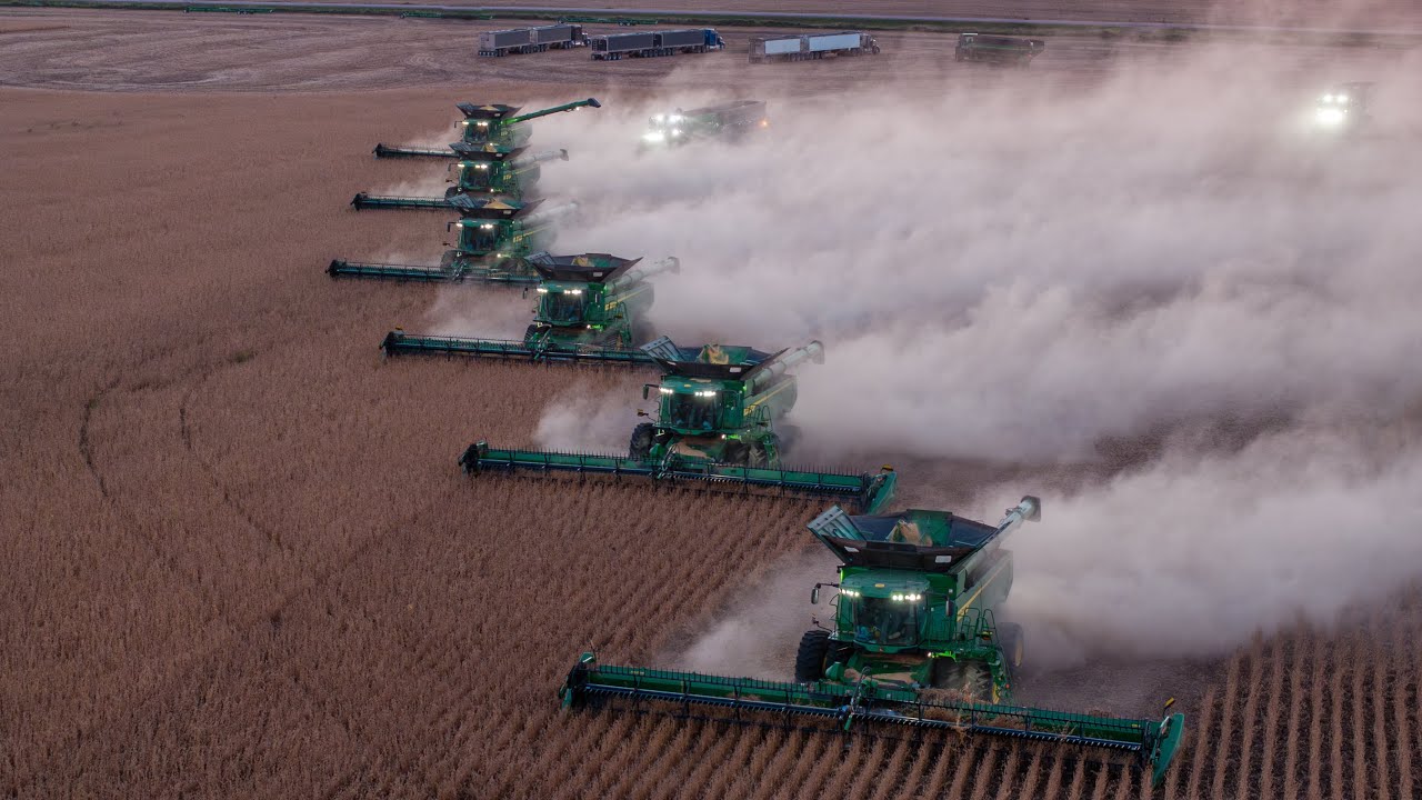 6x JOHN DEERE X9 Combines in Perfect Formation — Unreal South Dakota Soybean Harvest 2025 — 4K 2160P