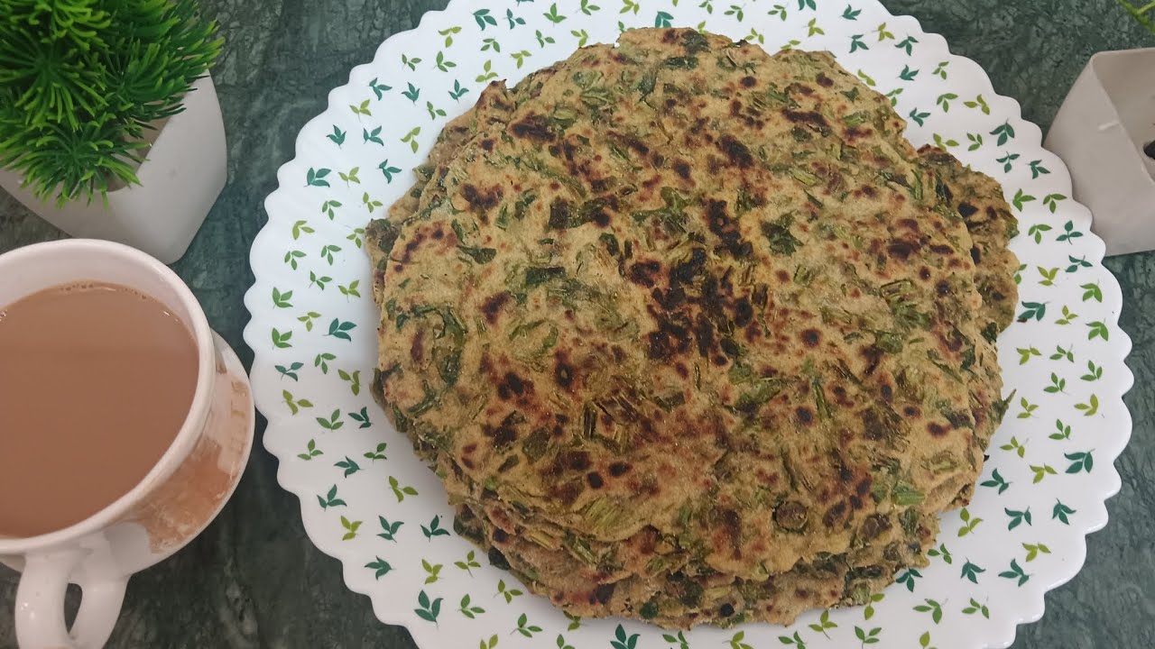 Palak Ke Parathe Banane Ka Asaan Tarika🤤 #palakparatha #healthylifestyle #homemade 