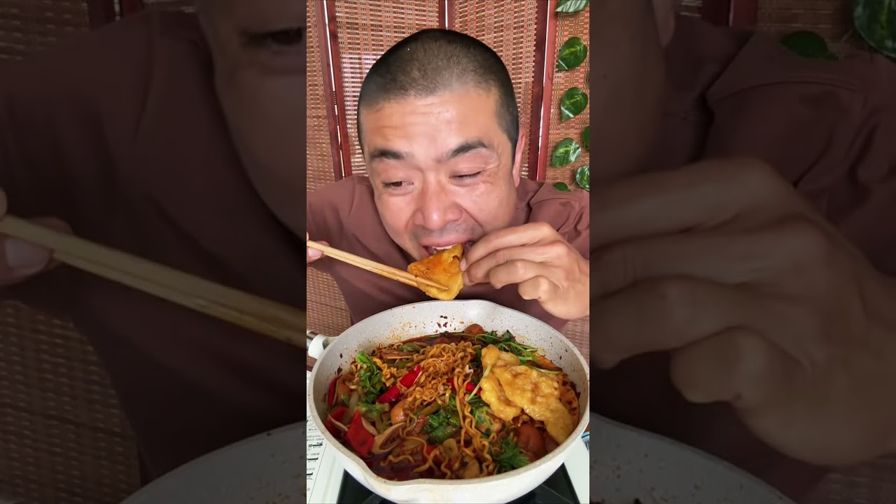 Pig intestine noodles. #eating #food #cook #foryou #short