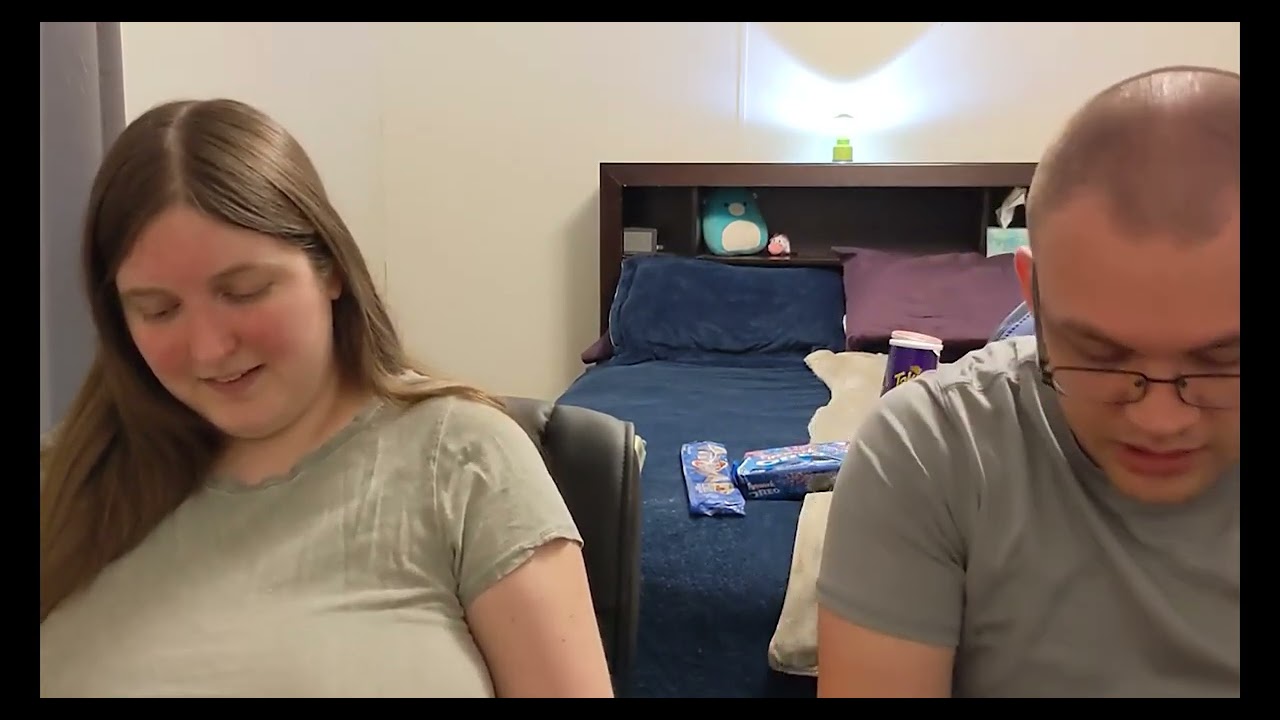 Let's Eat | Firework Oreos! Premium Chocolate! Orange rind flavored dark chocolaye...?