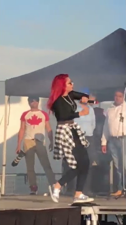 Jasmin Sandlas live